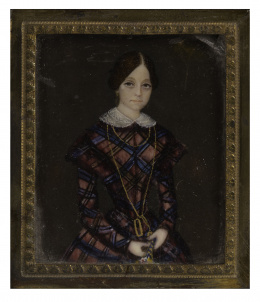 829.  ESCUELA ESPAÑOLA, SIGLO XIXRetrato de niña con collar de oro y traje de cuadros.