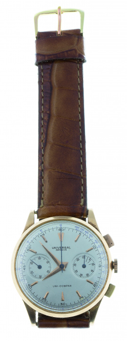 806.  Reloj UNIVERSAL GENEVE cronógrafo en oro. 1452809 124103