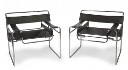 856.  Silla Wassily o Modelo B3, según Marcel Breuer (1902-1981). Para Gavina.Metal cromado y cuero negro.Italia, años setenta.