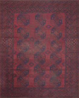 1029.  Alfombra Bukhara de campo granate y decoración geométrica.