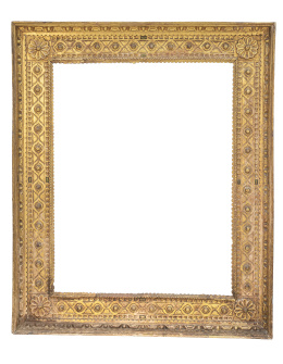 1291.  Marco rectangular de madera tallada y dorada, con decoración de ovas, uñas y flores en las esquinas.Trabajo virreinal, S. XVIII.