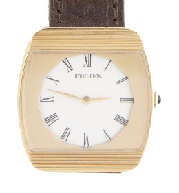 438.  Reloj BOUCHERON en plaqué or brillante y mate años 70