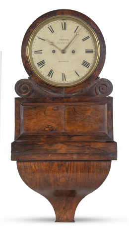 1297.  "French Royal Exchange London".Reloj de pared con ménsula de madera de palosanto.Inglaterra, S. XIX.