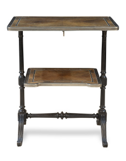 630.  Etagere de varías maderas, madera eboniza, fileteado en marfil y metal aplicado.Francia, h. 1900.