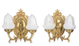 1205.  Pareja de apliques de bronce de dos luces y tulipas.España, h. 1900.