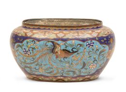 613.  Macetero con esmalte cloisonné decorado con aves y flores.China, principios del S. XX.