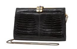 479.  Pequeño bolso vintage de noche en piel de cocodrilo color negro con cadena de oro firmado "elegance"