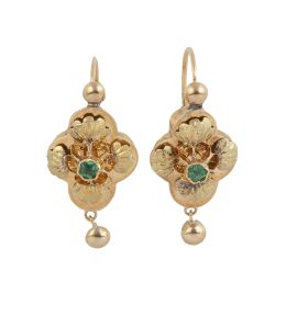 12.  Pendientes largos con diseño de flor con hojas labradas apl