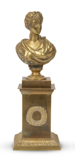 1312.  Figura femenina clásica.Busto de bronce dorado.Francia, S. XIX.