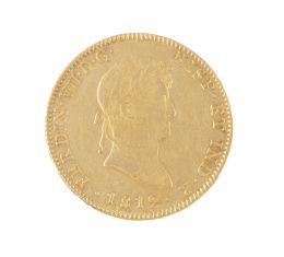 327.  Moneda de 8 escudos de Fernando VII 1819 en oro. México. JJ.