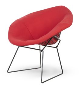 630.  Harrie Bertoia (1915-1978)Silla modelo Diamond roja o 421LU, varillas de acero negro y lona roja, modelo creado en 1950.