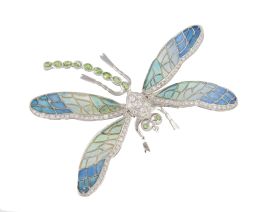 287.  Broche libélula estilo Art-Nouveau con brillantes, tsavoritas y esmáte plique-à-jour en tonos azules y verdes.