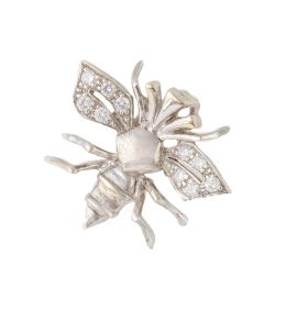 247.  Broche mosca con cuerpo y alas de brillantes