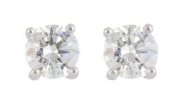 67.   Pendientes dormilonas de brillantes de 1,15 ct total aprox