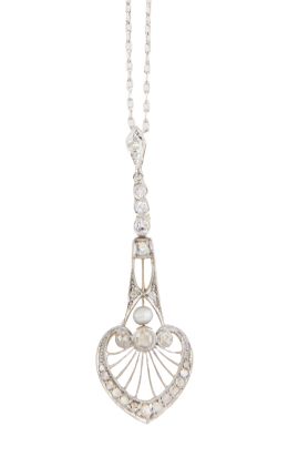 90.  Pendentif Belle-Époque de diamantes y perla fina con diseño