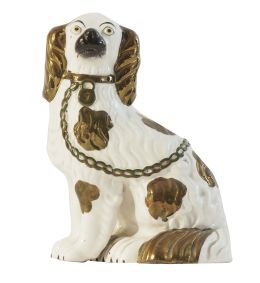 729.  Spaniel.Figura de loza esmaltada.Staffordshire, Inglaterra, S. XIX.