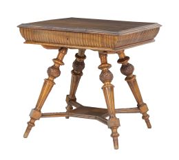 1384.  Mesa de madera tallada de estilo renacentista.Trabajo francés, finales del S. XIX.