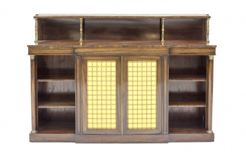 Sideboard de madera de palosanto con monturas de bronce dor