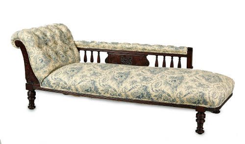 Chaise Longue eduardina en madera de nogal torneada y talla