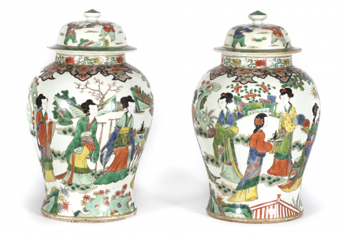 Pareja de tibores en porcelana de la “Familia verde”.China