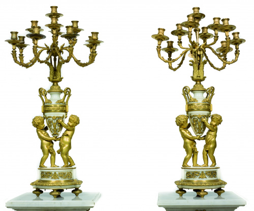 Graux-Marly*. Pareja de candelabros en bronce dorado sobre