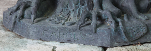 Busto de Carlos V en bronce con los atributos del Emperador