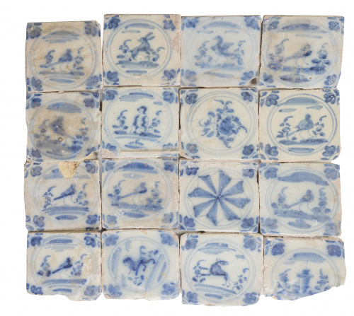 Conjunto de azulejos esmaltados en azul cobalto.Triana, S