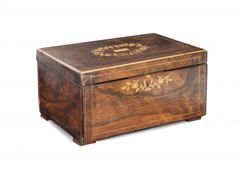 Caja Napoleón III con marquetería de limoncillo con decorac