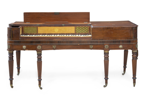 Pianoforte Regency.Caoba, palisandro brasileño y embutido