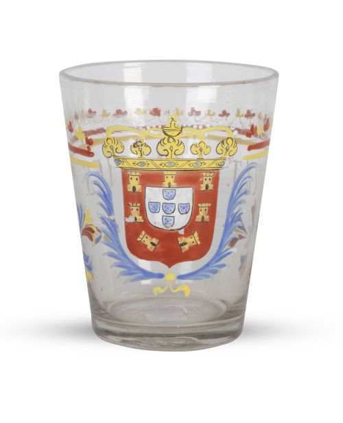 Vaso de vidrio esmaltado con el escudo de Portugal esmaltad