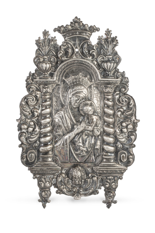 Virgen del Perpetuo Socorro.Retablillo de plata repujada.