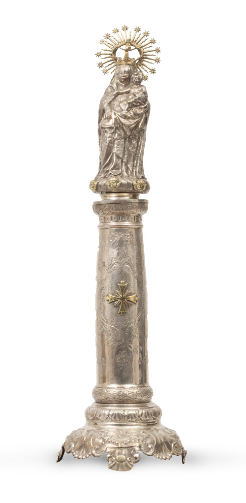 Virgen del Pilar de plata en su color y plata sobredorada. 