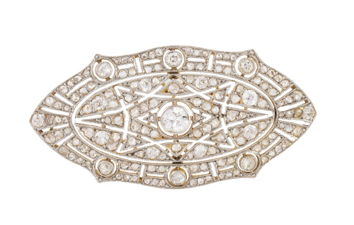Broche placa oval Art-Decó cuajada de diamantes, con brilla