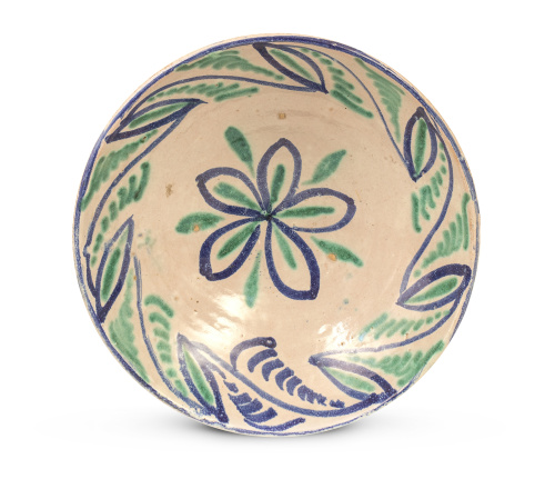 Cuenco o ataifor de cerámica esmaltada en verde y azul, con