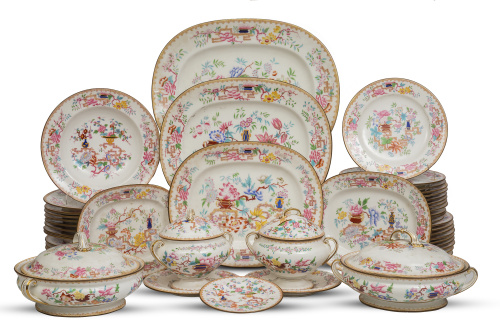 Vajilla de porcelana esmaltada con chinerías.Mintons, Ing